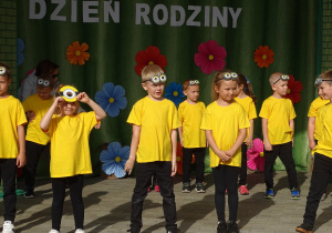 Motyle zaprezentowały piosenkę "Minionkowy Mix"