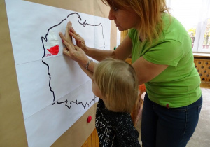 Robimy mapę Polski z naszych dłoni