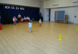 Dzieci podczas konkurencji