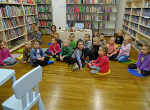 IV spotkanie Dyskusyjnego Klubu Książki w bibliotece