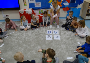 Dzieci poznają literę B