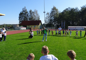 rozgrzewka na stadionie