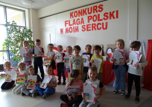 Wspólne zdjęcie lauretów konkursu