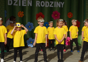 Motyle zaprezentowały piosenkę "Minionkowy Mix"