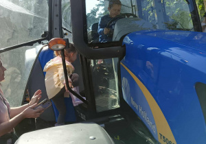 Zdjęcie 1 na 44