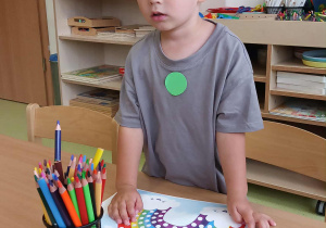 Mikołaj koloruje tęczę