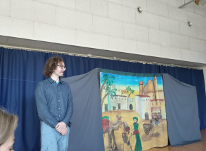 Przedstawienie "Doktor Dolitte i jego zwierzęta"- Maluchy, Żabki, Jeżyki, Smerfy, Słoneczka, Sówki