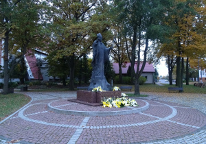 Pomnik Jana Pawła II w Kleszczowie