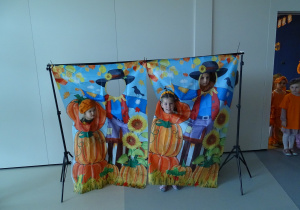 Dziewczynki na zdjęciu