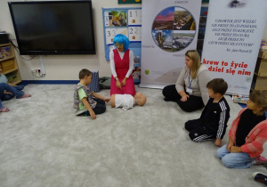 03 Wróżka przedstawia fantoma