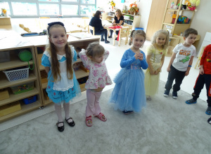 It's a fairy tale....- postacie z bajek