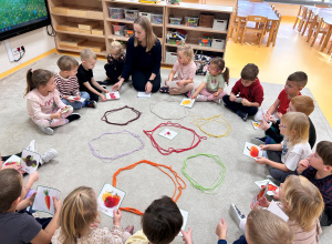 Projekt edukacyjny „Kolorowy świat owoców i warzyw’’ - listopad