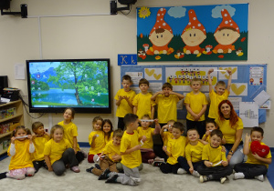 Zdjęcie grupowe dzieci