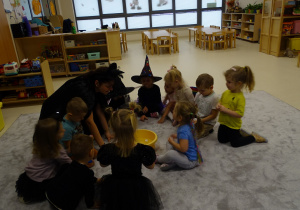 wspólne wróżby z pania