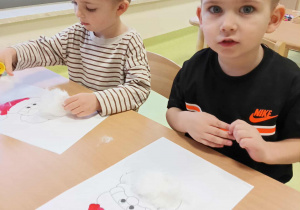 Dzieci i praca plastyczna