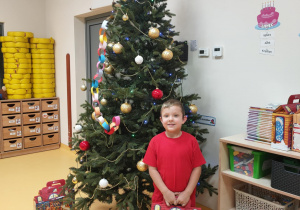 Hubert z prezentem od Mikołaja