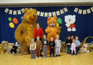 Wspólne zdjęcie z misiami.