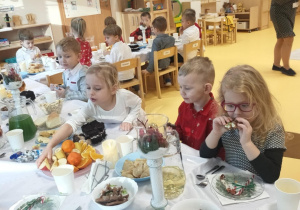 Wspólne świętowanei w grupie Jeżyki