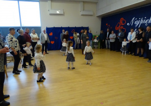 Zabawy taneczne