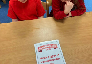 Dzieci odpowiadają na pytania