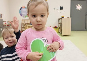 Dziewczynka z sercem