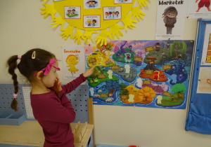 01 Dziewczynka przypomina jak się nazywa ten Czuciak