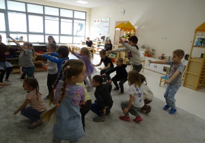 09 Dzieci podczas zabawy