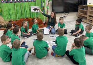 Utrwalenie wiedzy na temat wybranych dinozaurów.