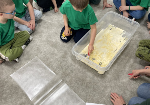 Zabawa w paleontologów.