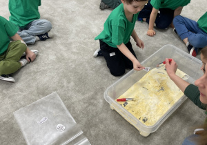 Zabawa w paleontologów.