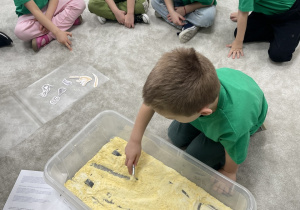 Zabawa w paleontologów.