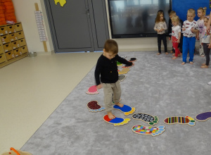 „Małe zmysły- wielkie odkrycia” innowacja pedagogiczna, cz.2 - Nutki