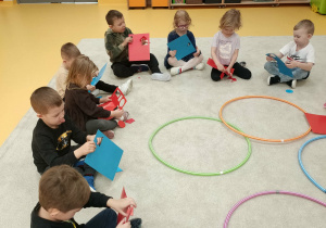 zabawy z figurami geometrycznymi