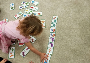 domino zabawa dywanowa