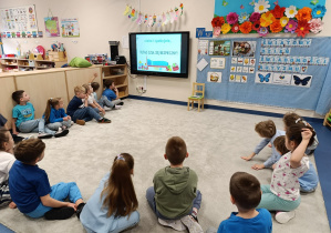 03 Oglądamy film edukacyjny o Jasiu