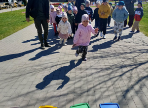 Warsztaty leśne -Mobilny las- Jeżyki