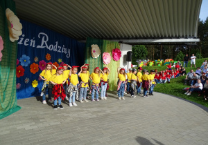 Słoneczka w piosence "Bratnie dusze"