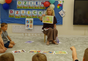 05 Dzieci słuchają opowiadania o emocji - Wstydu